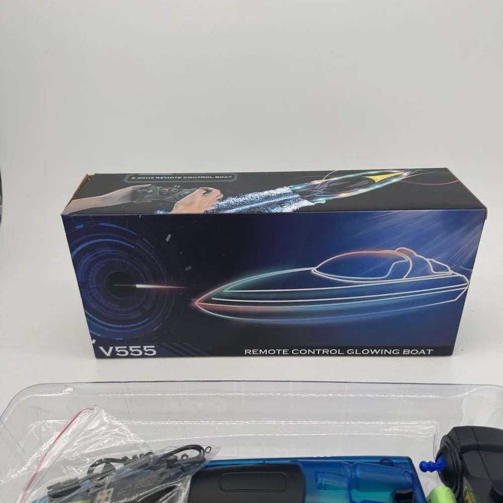 Wisairt‎ V555 RC Glowing Boat 2.4GHz Remote Control LED Waterproof Open Box New